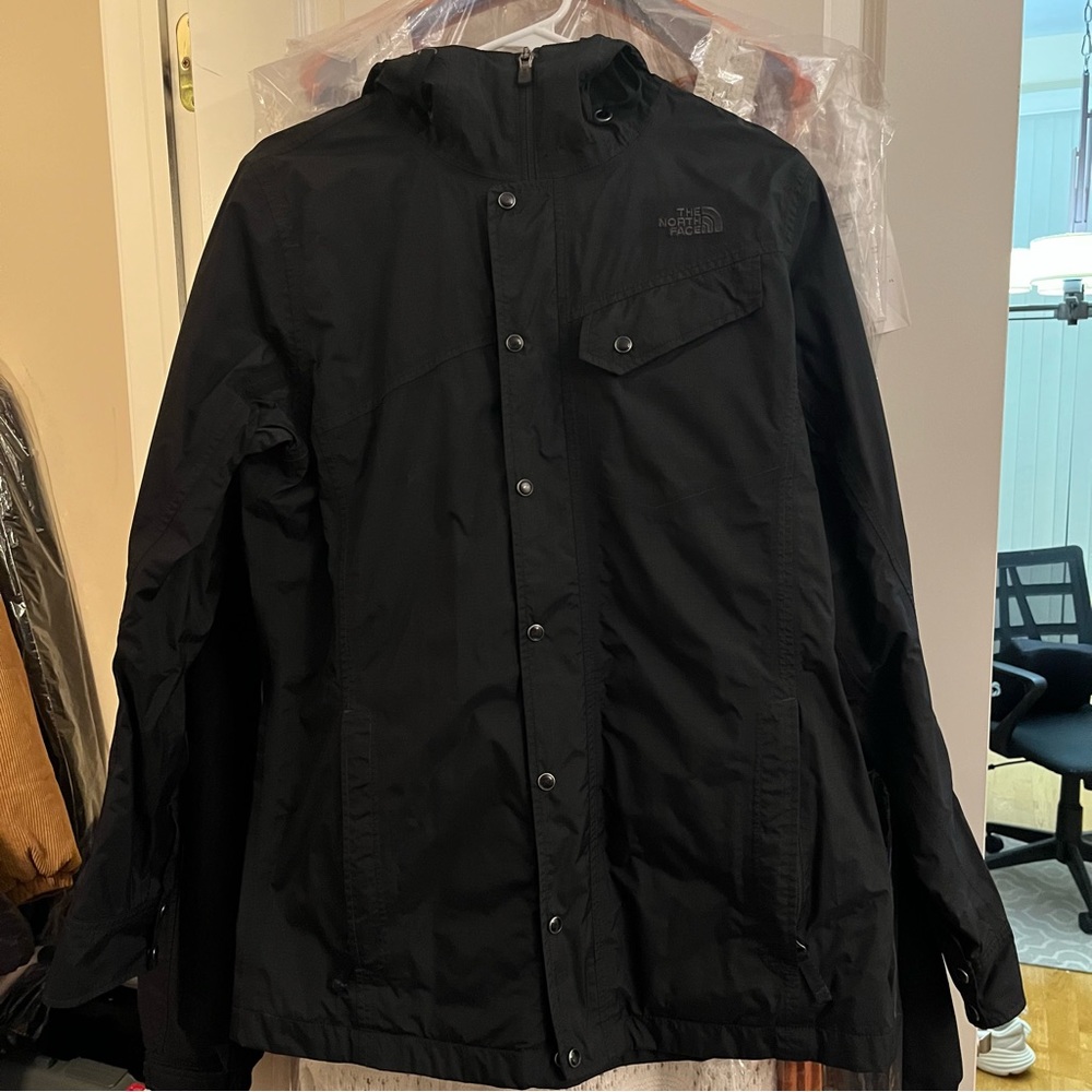 The North Face Womans Rain Coat